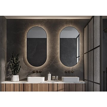 WESTON maatwerk spiegel – moderne en veelzijdige wandspiegel met optionele LED-verlichting, Bluetooth-audio en zandstraalafwerking. Verkrijgbaar in diverse afmetingen en kleuren, perfect voor elk interieur. Hoogwaardige kwaliteit met CE-markering en 2 jaa