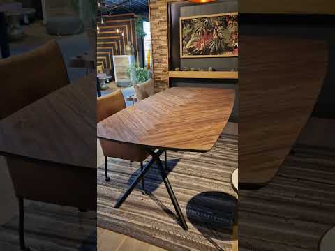 Notenhouten eettafel Tusk | Stalen Buisframe Onderstel - Tusk-Rex - view 4