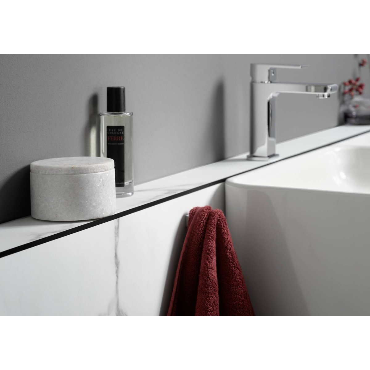 HSK RenoDeco Designpaneel 150x255 cm Natuursteen Marmer Carrara Wit Zijdeglans - Hover