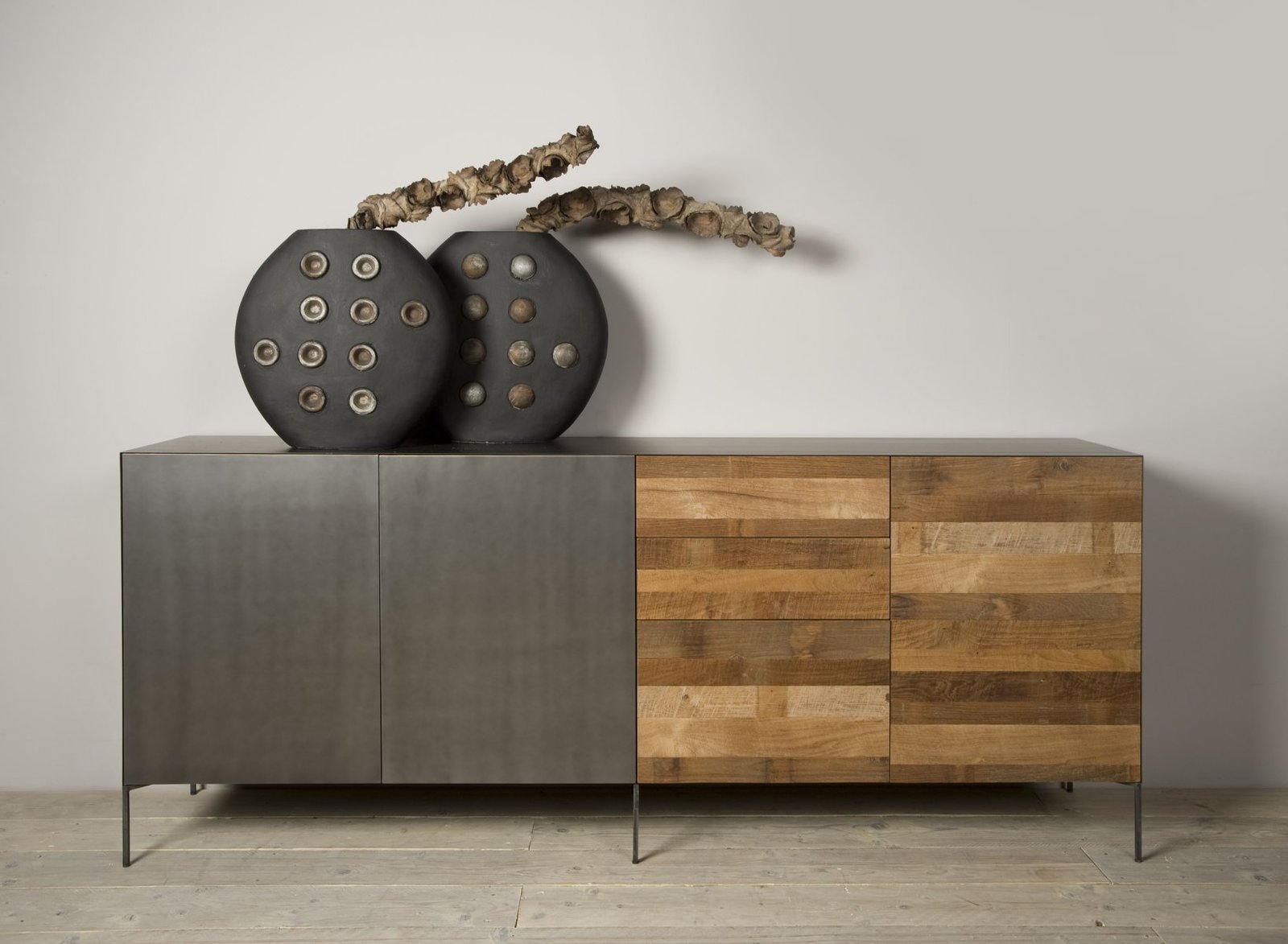 Pandora Sideboard | Blauwstaal met Teakhout  220x45x92(H) - Image 4