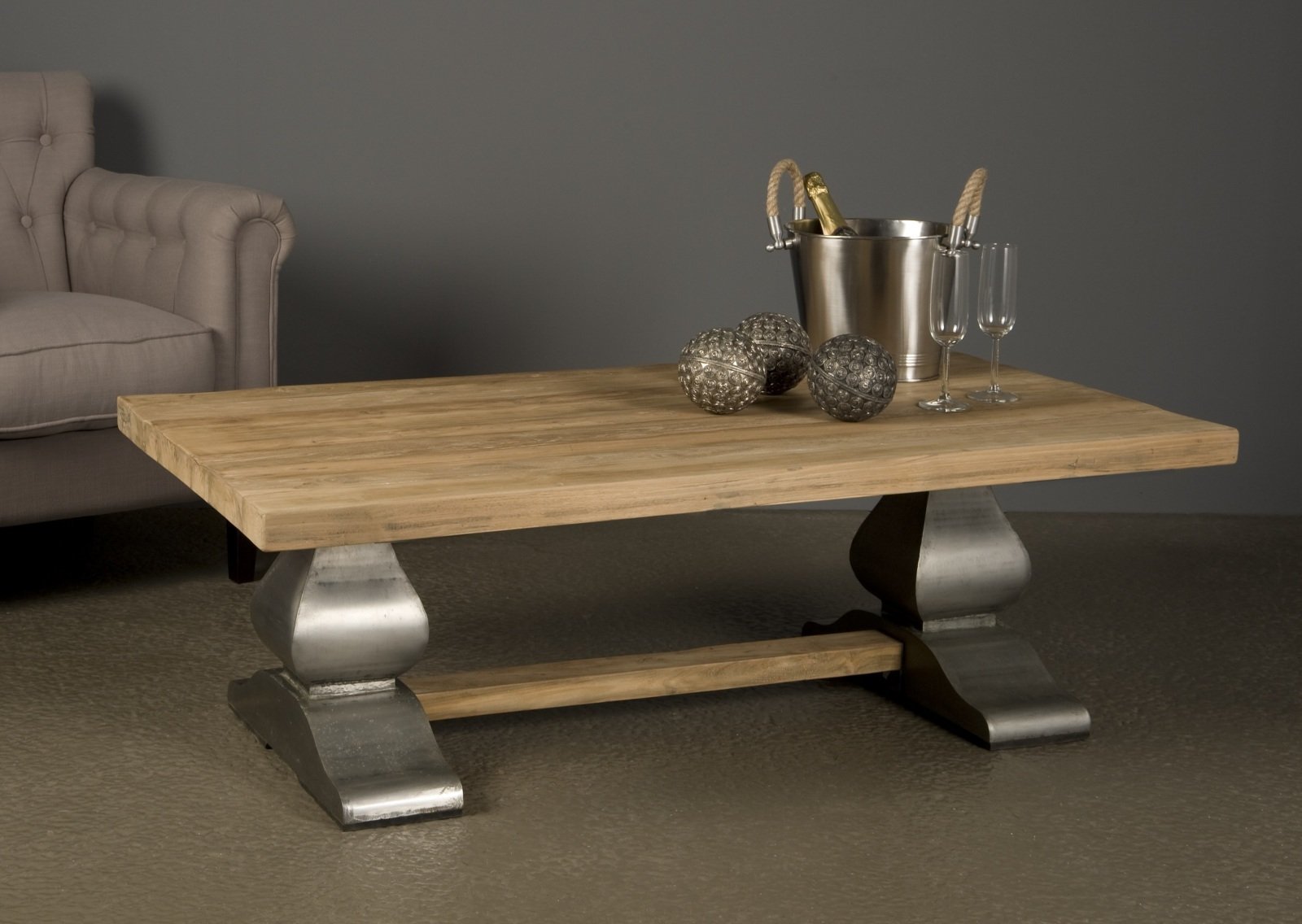 Industriele stijl salontafel  - Hover